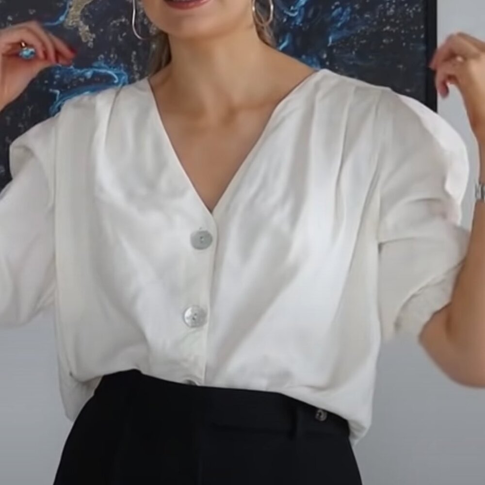 ISO (NOT FOR SALE!) Zara top like this one